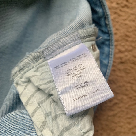 Cabi Higher Straight Light Wash Denim Jeans size 10 Women - Picture 7 of 7